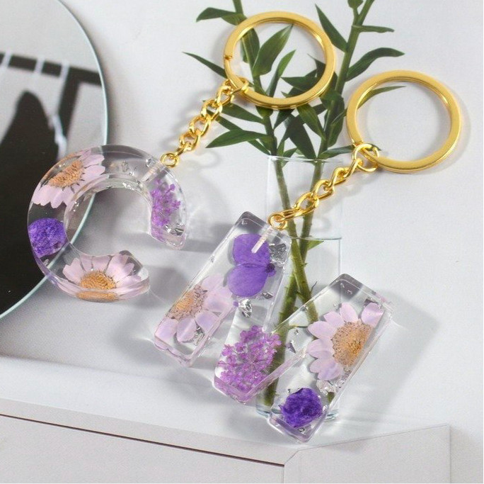Personalised Resin Flower Initial Keyring’s | Handmade Flower Charms