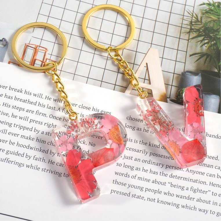 Personalised Resin Flower Initial Keyring’s | Handmade Flower Charms