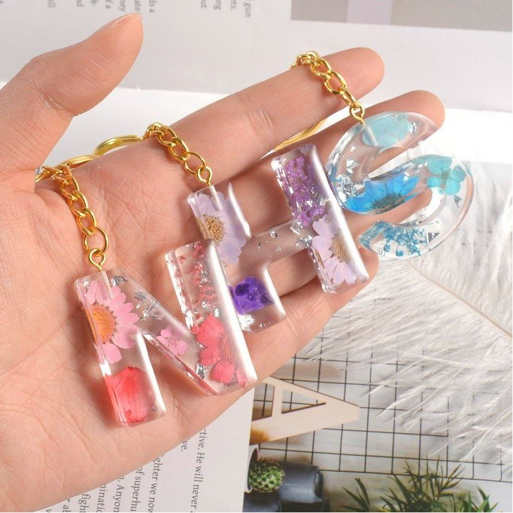 Personalised Resin Flower Initial Keyring’s | Handmade Flower Charms