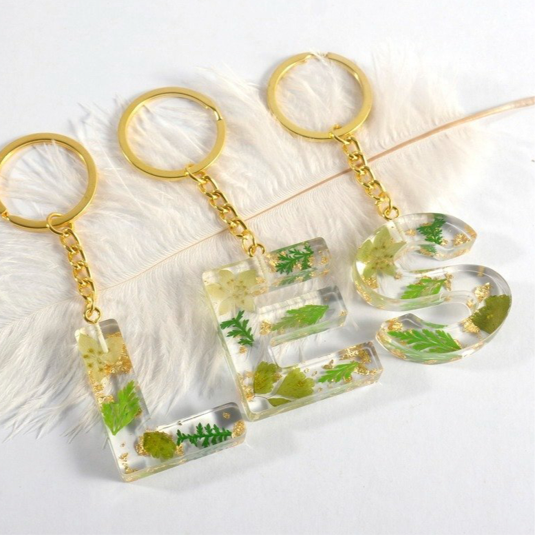 Personalised Resin Flower Initial Keyring’s | Handmade Flower Charms