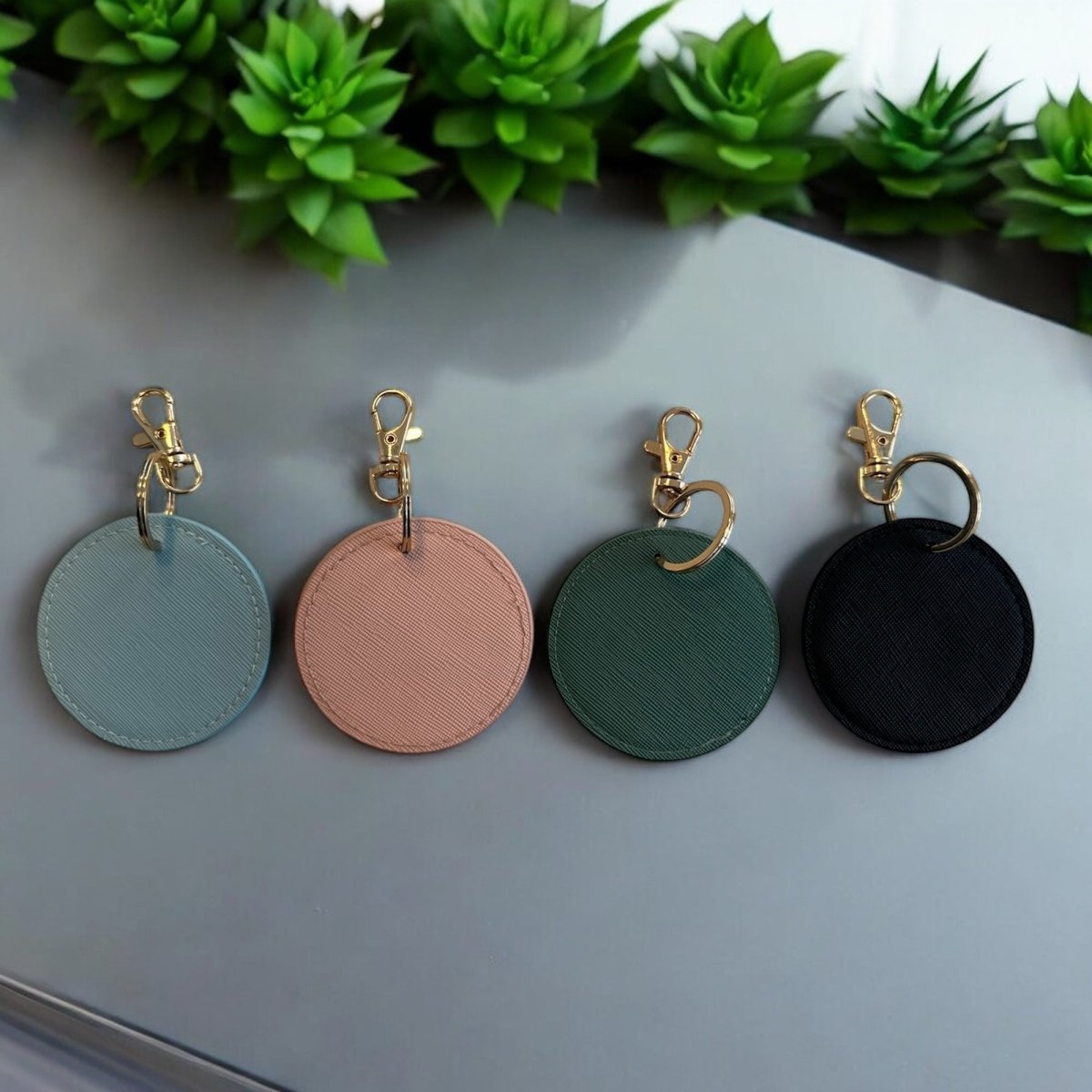 Personalised Round Keyring Keytag - SeriouslyPersonal